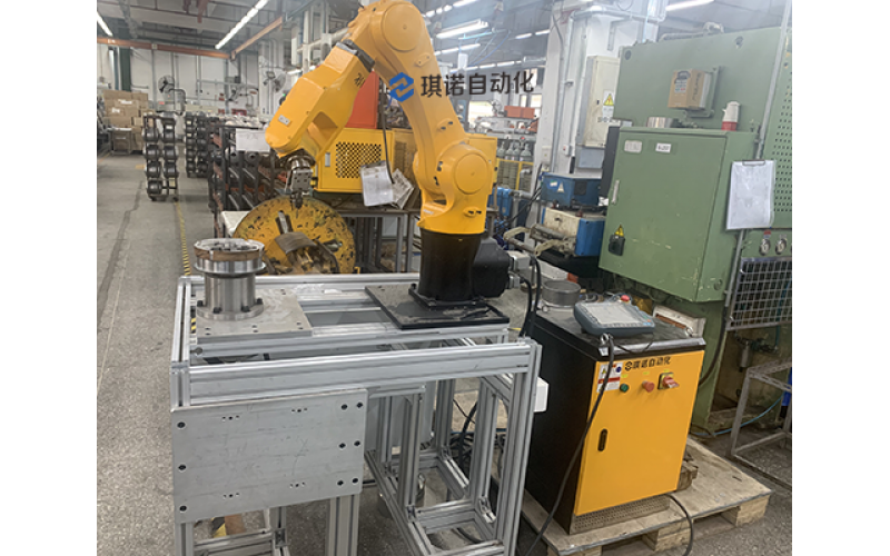 可靠又高效，這就是沖壓機(jī)械手的性能特點(diǎn)